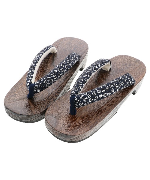 kimonomachi（キモノマチ）の「レディース 下駄 桐下駄 KIMONOMACHI オリジナル（和装小物・レディース・オフホワイト/ホワイト×ブラック/ブラック×ホワイト/ブラック系その他/グリーン系その他/イエロー系その他/ブラック×レッド/スモークピンク/ネイビー×ホワイト/ベージュ×ブラック・FREE/LL）」の8枚目の写真