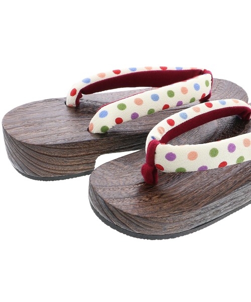 kimonomachi（キモノマチ）の「レディース 下駄 桐下駄 KIMONOMACHI オリジナル（和装小物・レディース・オフホワイト/ホワイト×ブラック/ブラック×ホワイト/ブラック系その他/グリーン系その他/イエロー系その他/ブラック×レッド/スモークピンク/ネイビー×ホワイト/ベージュ×ブラック・FREE/LL）」の13枚目の写真