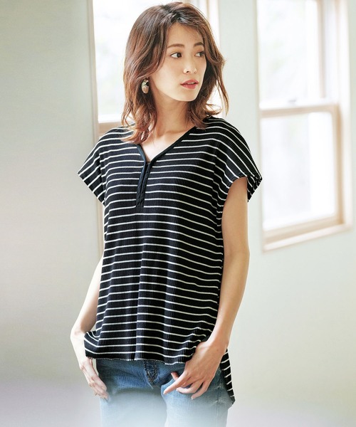 GeeRA(ジーラ)の「ホックヘンリーリブトップス(Tシャツ/カットソー・レディース・ホワイト/オフホワイト/ブラック・SMALL/X-LARGE/XX-LARGE/MEDIUM/LARGE)」の12枚目の写真