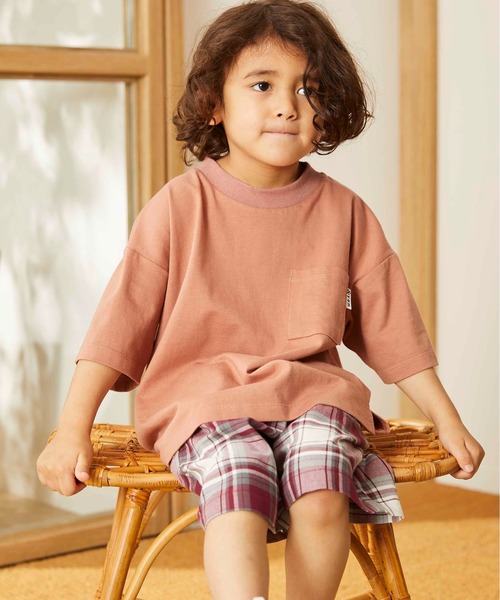 ＆yam（アンドヤム）の「ポケT（Tシャツ/カットソー・キッズ・ブルー/ミント/ピンク/チャコールグレー/ベージュ/ブラック/パープル/ホワイト/クリーム/ベージュ系その他・90/110/130/120/150/140/100/160）」の10枚目の写真