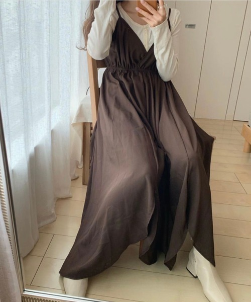 archives（アルシーヴ）の「サテン裾ラウンドキャミワンピース（ワンピース・レディース・ブラウン/ピンクベージュ/グリーン/オレンジ/ブラック/ピンク/ブルー・MEDIUM）」の3枚目の写真