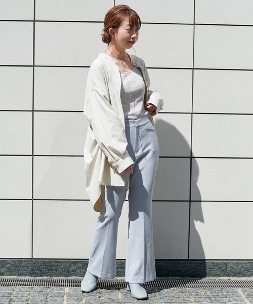 DouDou（ドゥドゥ）の「バックスリットセミフレアパンツ（その他パンツ・レディース・ブラック/ブラウン/サックスブルー・38/36）」の6枚目の写真