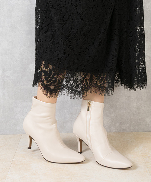 RANDA（ランダ）の「ストレスフリー/2WAYストレッチバックルベルトショートブーツ（ブーツ・レディース・ブラック/カーキ/アイボリー・LL/M/L/S）」の7枚目の写真