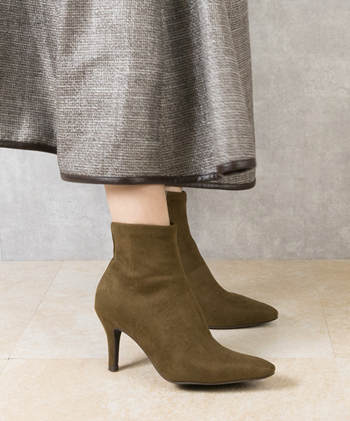 RANDA（ランダ）の「ストレスフリー/2WAYストレッチバックルベルトショートブーツ（ブーツ・レディース・ブラック/カーキ/アイボリー・LL/M/L/S）」の12枚目の写真