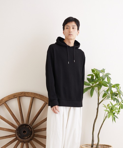 TONE SELECT WEAR(トーンセレクトウェア)の「【TONE MEN'S】カノコプルパーカー(BL)(パーカー・メンズ・ブラック/モカ/グレイッシュベージュ/グレイッシュブルー・MEDIUM/X-LARGE/LARGE)」の11枚目の写真