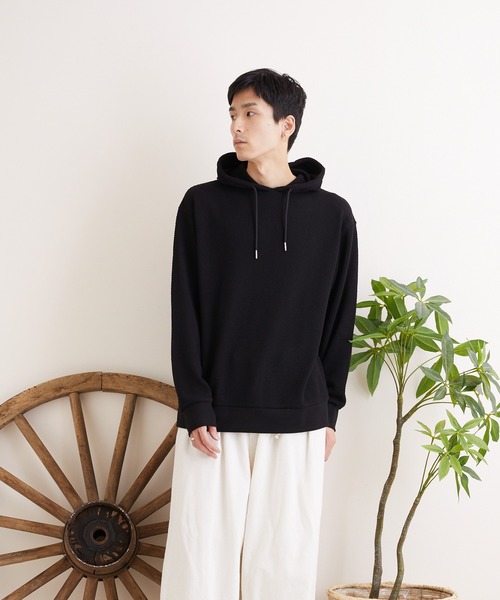 TONE SELECT WEAR(トーンセレクトウェア)の「【TONE MEN'S】カノコプルパーカー(BL)(パーカー・メンズ・ブラック/モカ/グレイッシュベージュ/グレイッシュブルー・MEDIUM/X-LARGE/LARGE)」の12枚目の写真