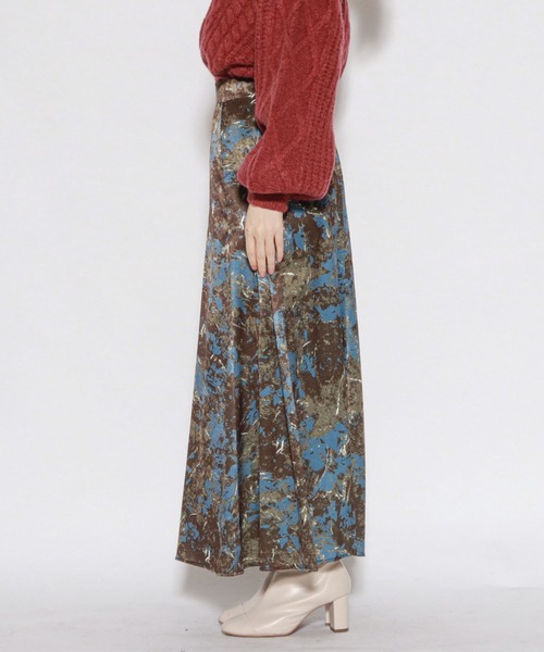 archives（アルシーヴ）の「ニュアンス柄セミフレアスカート（スカート・レディース・ブラック/ブラウン/グレイッシュベージュ・MEDIUM）」の12枚目の写真