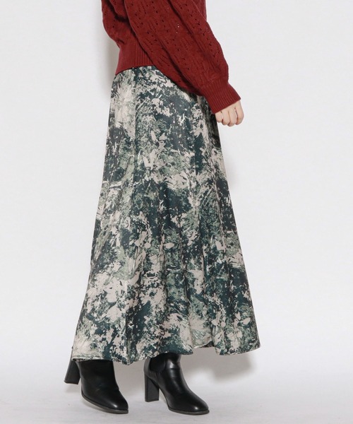 archives（アルシーヴ）の「ニュアンス柄セミフレアスカート（スカート・レディース・ブラック/ブラウン/グレイッシュベージュ・MEDIUM）」の7枚目の写真