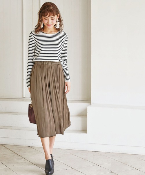 BELLUNA PLUS(ベルーナ)の「ポンチ素材ボーダープルオーバー(長袖)(Tシャツ/カットソー・レディース・ブラック/ホワイト×ブルー/パープル系その他/オレンジ系その他・MEDIUM/LARGE/X-LARGE)」の12枚目の写真