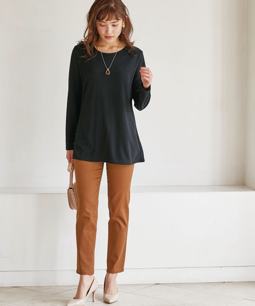 BELLUNA PLUS(ベルーナ)の「ポンチ素材ボーダープルオーバー(長袖)(Tシャツ/カットソー・レディース・ブラック/ホワイト×ブルー/パープル系その他/オレンジ系その他・MEDIUM/LARGE/X-LARGE)」の17枚目の写真