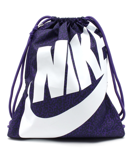 NIKE（ナイキ）の「ナイキ ジムサック 巾着 アニマル柄 NIKE HERITAGE GYMSACK BA3329（バックパック/リュック・レディース・ブラック/グレー/パープル/ライトグリーン/レッド/ピンク/ブルー・ONE SIZE）」の6枚目の写真