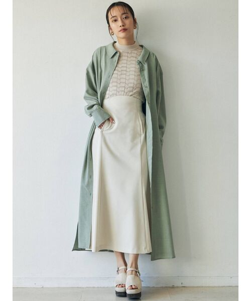 MURUA（ムルーア）の「カーブウエストマーメイドスカート（スカート・レディース・アイボリー/ブラック/ライトグリーン・1/2）」の7枚目の写真