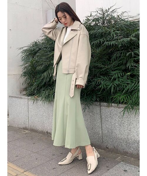 MURUA（ムルーア）の「カーブウエストマーメイドスカート（スカート・レディース・アイボリー/ブラック/ライトグリーン・1/2）」の18枚目の写真