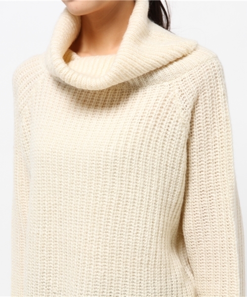 WEGO（ウィゴー）の「WEGO/シャギーオフタートルニット（ニット/セーター・レディース・アイボリー/グレー系その他/サックスブルー/ライトパープル・FREE）」の6枚目の写真