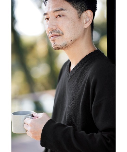 Sunny clouds(サニークラウズ)の「サニークラウズ セーティー〈メンズ〉(ニット/セーター・メンズ・ブラック/ベージュ・SMALL/LARGE/MEDIUM)」の13枚目の写真