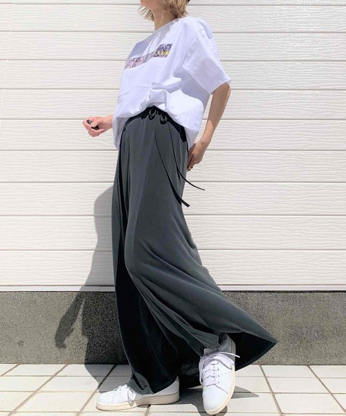 Q（キュー）の「オーディエンスT（Tシャツ/カットソー・レディース・ホワイト/ライトグレー/ブラック・MEDIUM/ONE SIZE）」の14枚目の写真