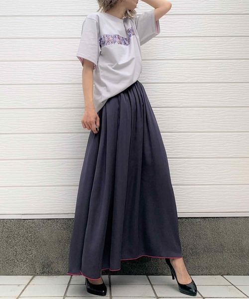 Q（キュー）の「オーディエンスT（Tシャツ/カットソー・レディース・ホワイト/ライトグレー/ブラック・MEDIUM/ONE SIZE）」の16枚目の写真