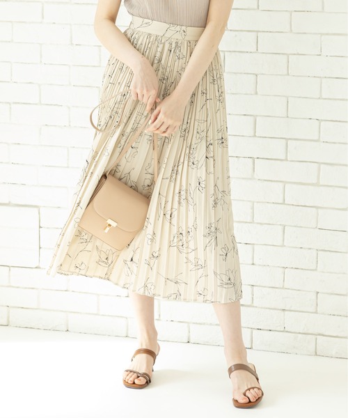12Twelve Agenda（トゥエルブ　アジェンダ）の「ワッシャープリーツ線画花柄スカート（スカート・レディース・アイボリー/キャメル・M）」の16枚目の写真