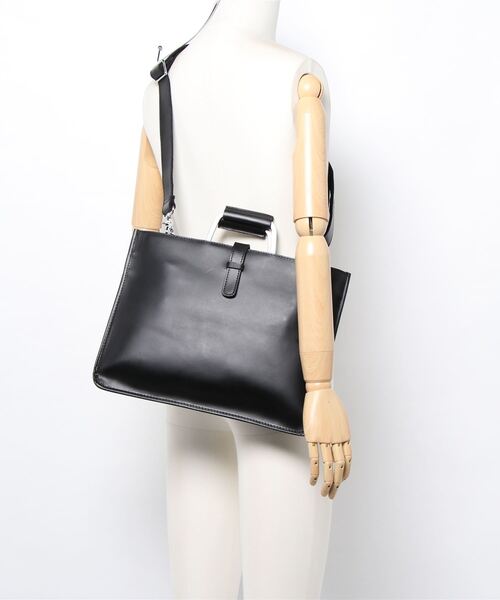 Fun & Daily（ファンアンドデイリー）の「F&D : Cow Leather Brief Case（ハンドバッグ・メンズ・ブラック・FREE）」の3枚目の写真
