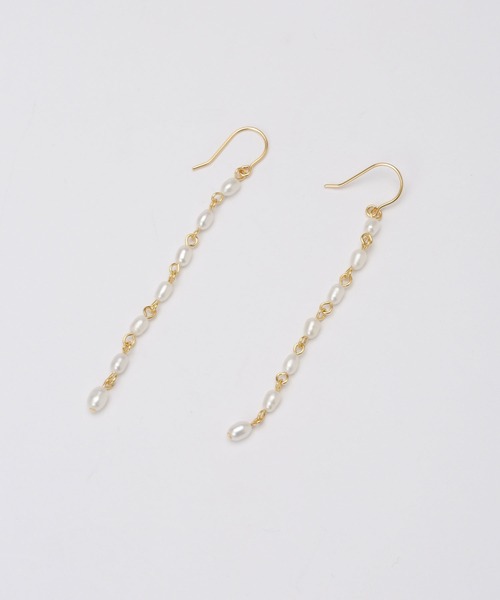 NANO universe（ナノユニバース）の「ライスパールピアス（ピアス（両耳用）・レディース・ゴールド/シルバー・FREE）」の9枚目の写真