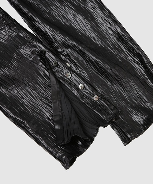 BELPER（ベルパー）の「GLOSSY PLEATED PANTS（その他パンツ・レディース・ブラック/パープル・1/2）」の5枚目の写真