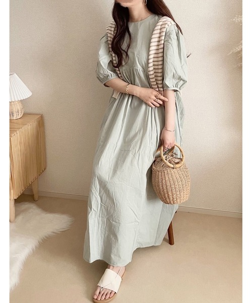 SUGAR BISKET（シュガービスケット）の「ボリュームスリーブワンピース（ワンピース・レディース・ホワイト/ブラック/ライトグリーン/ブルーグレー/グレイッシュベージュ/テラコッタ・M/L）」の15枚目の写真