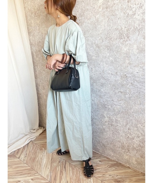 SUGAR BISKET（シュガービスケット）の「ボリュームスリーブワンピース（ワンピース・レディース・ホワイト/ブラック/ライトグリーン/ブルーグレー/グレイッシュベージュ/テラコッタ・M/L）」の11枚目の写真