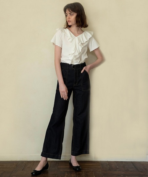 mangata(モンガータ)の「Front frill tee(Tシャツ/カットソー・レディース・ホワイト/ブラック・FREE)」の3枚目の写真