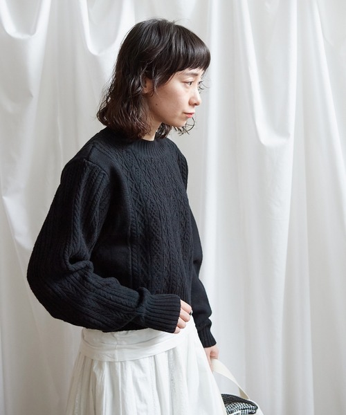 Lene（レネ）の「スパニッシュメリノ/アラン編み アシメプルオーバー（ニット/セーター・レディース・ブラック/キナリ/レッド・FREE）」の11枚目の写真