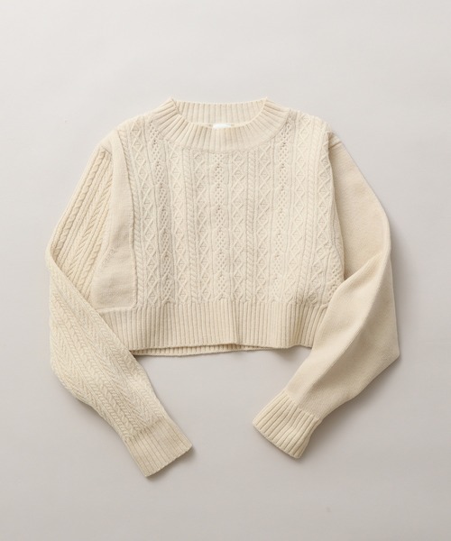 Lene（レネ）の「スパニッシュメリノ/アラン編み アシメプルオーバー（ニット/セーター・レディース・ブラック/キナリ/レッド・FREE）」の4枚目の写真