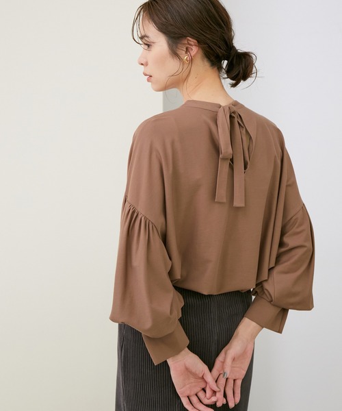 ROPE'(ロペ)の「【WEB限定】ツィルジャージバックリボンブラウス(シャツ/ブラウス・レディース・ブラック/ブラウン/イエロー系その他3・38)」の11枚目の写真