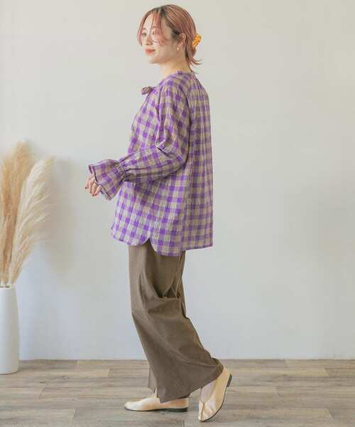 ITEMS URBANRESEARCH（アイテムズ アーバンリサーチ）の「インサイドスリットパンツ（その他パンツ・レディース・グレー/ベージュ/ブラウン・FREE）」の7枚目の写真