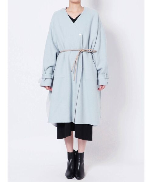 ELENDEEK（エレンディーク）の「バイカラーリバーシブルケープライク