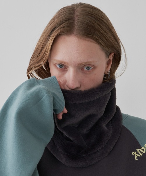 AIVER（アイバー）の「AIVER　ボリュームファーネックウォーマー（ネックウォーマー/スヌード・メンズ・ダークグレー/ベージュ/ブラック・FREE）」の11枚目の写真