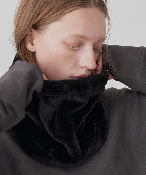 AIVER（アイバー）の「AIVER　ボリュームファーネックウォーマー（ネックウォーマー/スヌード・メンズ・ダークグレー/ベージュ/ブラック・FREE）」の8枚目の写真