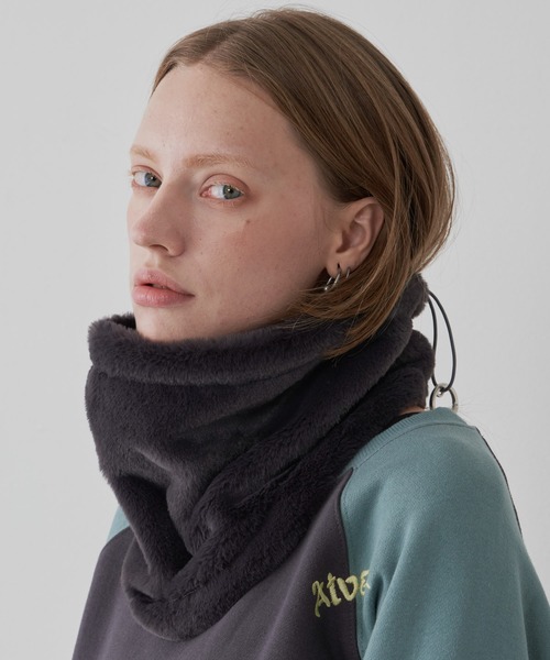 AIVER（アイバー）の「AIVER　ボリュームファーネックウォーマー（ネックウォーマー/スヌード・メンズ・ダークグレー/ベージュ/ブラック・FREE）」の10枚目の写真