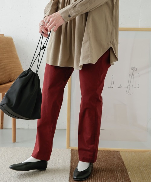 URBAN RESEARCH DOORS(アーバンリサーチドアーズ)の「コットンストレッチイージーパンツ(その他パンツ・レディース・チャコールグレー/ライトグレー/レッド・38/36)」の3枚目の写真