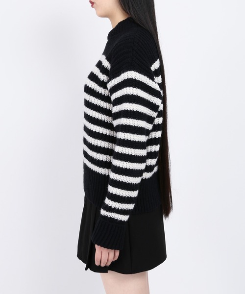 WC（ダブル シー）の「ボーダーボリュームニット（ニット/セーター・レディース・ホワイト/ブラック・FREE）」の9枚目の写真
