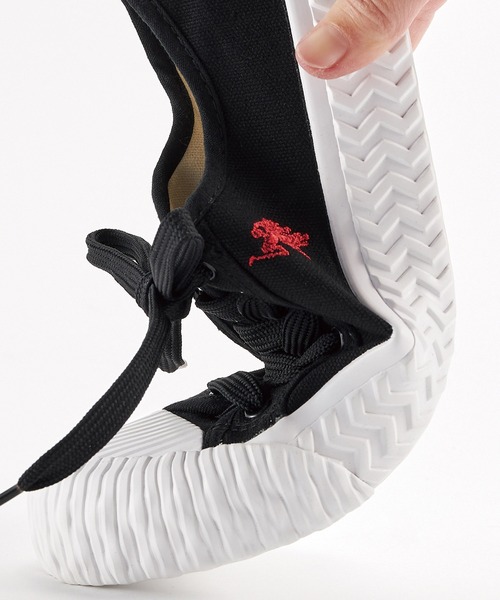 U.S. POLO ASSN.(ユーエスポロアッスン)の「<U.S.POLO.ASSN./ユーエスポロアッスン>キャンバスシューズ(スニーカー・レディース・ホワイト/ブラック・27/25/25.5/24.5/22.5/26.5/26/23.5/23/24)」の10枚目の写真