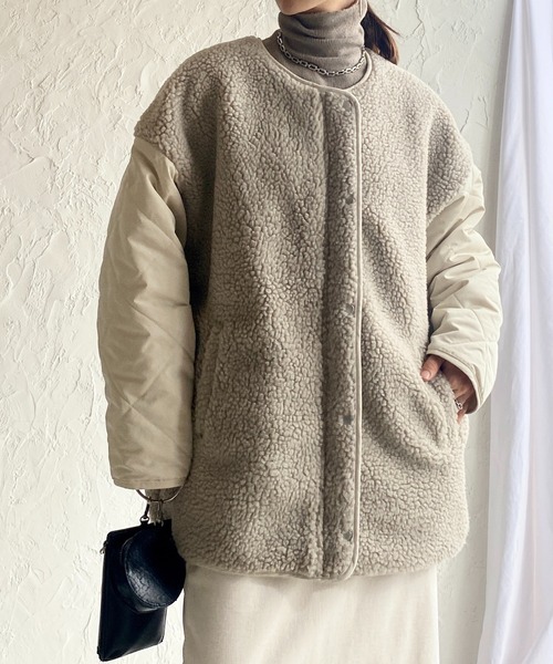 She's Closet（シーズクローゼット）の「ボアキルティングリバーシブル中綿ミドル丈ノーカラーコート（ノーカラーコート・レディース・ブラック/アイボリー/カーキ/グレイッシュベージュ・FREE）」の4枚目の写真