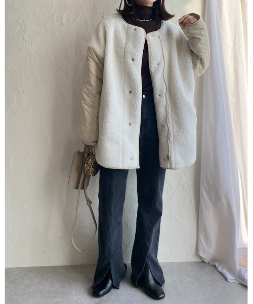 She's Closet（シーズクローゼット）の「ボアキルティングリバーシブル中綿ミドル丈ノーカラーコート（ノーカラーコート・レディース・ブラック/アイボリー/カーキ/グレイッシュベージュ・FREE）」の15枚目の写真