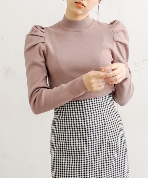 OLIVE des OLIVE（オリーブデオリーブ）の「モテパワショルプルオーバー（ニット/セーター・レディース・ブラック/パープル/オフホワイト/ライトブラウン/ラベンダー・FREE）」の4枚目の写真