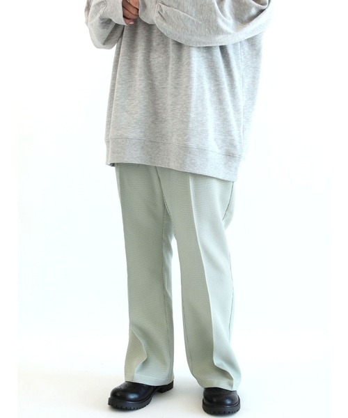 ehka sopo（エヘカソポ）の「無地／チェックアソート裾フレアパンツ（その他パンツ・レディース・ブラック/ベージュ/ブラウン/グレー/ブルー/グリーン・ﾌﾘ-）」の5枚目の写真