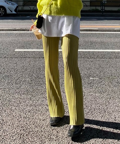 Ameri(アメリ)の「COLOR SCHEME RIB KNIT PANTS(その他パンツ・レディース・ブラウン/ライトグリーン・SMALL/MEDIUM)」の2枚目の写真