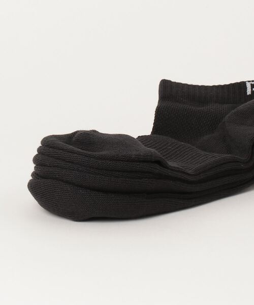 Reebok(リーボック)の「アクティブ ファウンデーション アンクル ソックス 3足組 / Active Foundation Ankle Socks 3 Pairs(ソックス/靴下・メンズ・ホワイト×ホワイト/ブラック/ブラック×ブラック・LARGE/MEDIUM/SMALL/X-LARGE)」の5枚目の写真