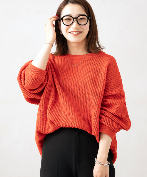 JOURNAL STANDARD(ジャーナルスタンダード)の「透かし編み ポリ クルーネック ニット(ニット/セーター・メンズ・グリーン/イエロー/レッド/ベージュ/ブラック・LARGE/MEDIUM)」の5枚目の写真