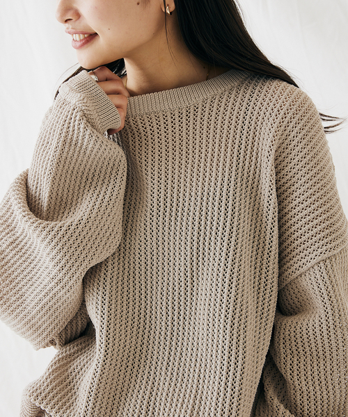 JOURNAL STANDARD(ジャーナルスタンダード)の「透かし編み ポリ クルーネック ニット(ニット/セーター・メンズ・グリーン/イエロー/レッド/ベージュ/ブラック・LARGE/MEDIUM)」の6枚目の写真