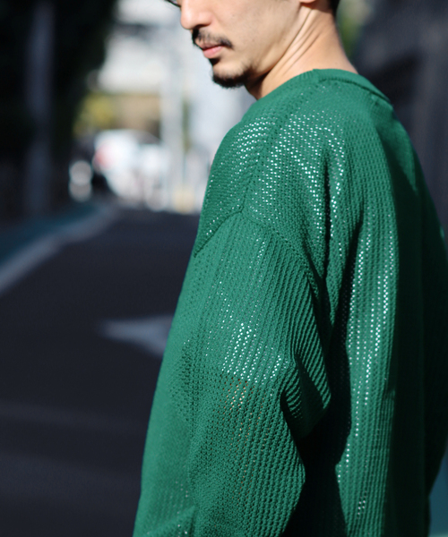 JOURNAL STANDARD(ジャーナルスタンダード)の「透かし編み ポリ クルーネック ニット(ニット/セーター・メンズ・グリーン/イエロー/レッド/ベージュ/ブラック・LARGE/MEDIUM)」の12枚目の写真