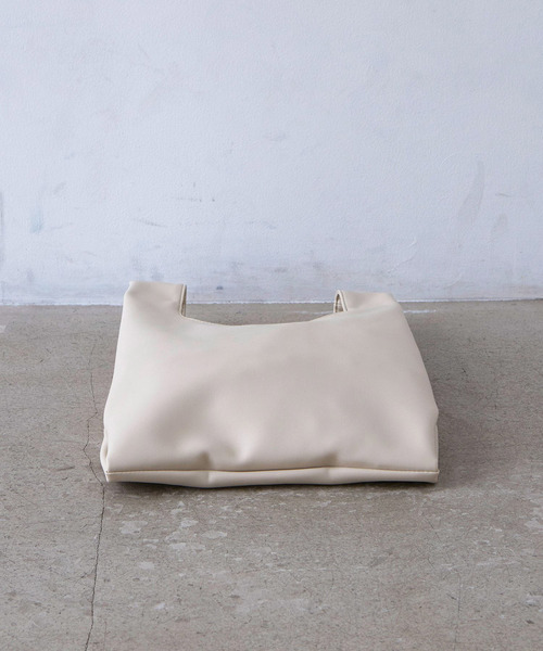 EFOLE(エフォル)の「マルシェ ミニバッグ【再入荷】(ハンドバッグ・レディース・ブラック/オフホワイト/オリーブ/シルバー/ゴールド・FREE)」の19枚目の写真