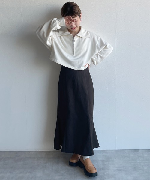 w closet（ダブルクローゼット）の「ハーフZIPクロップドスウェット（スウェット・レディース・オフホワイト/オレンジ/グリーン・FREE）」の4枚目の写真